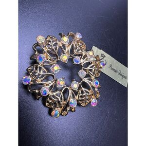 Premier Designs Wreath Pin